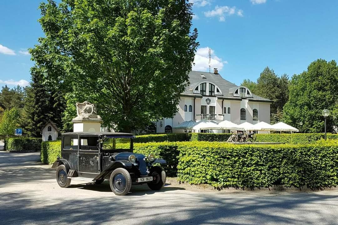 Lesni Hotel Perslak Nová Bystřice Eksteriør billede