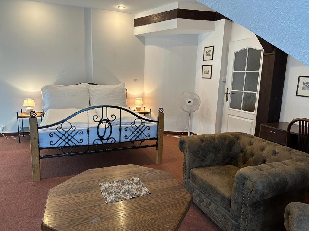 Lesni Hotel Perslak Nová Bystřice Eksteriør billede