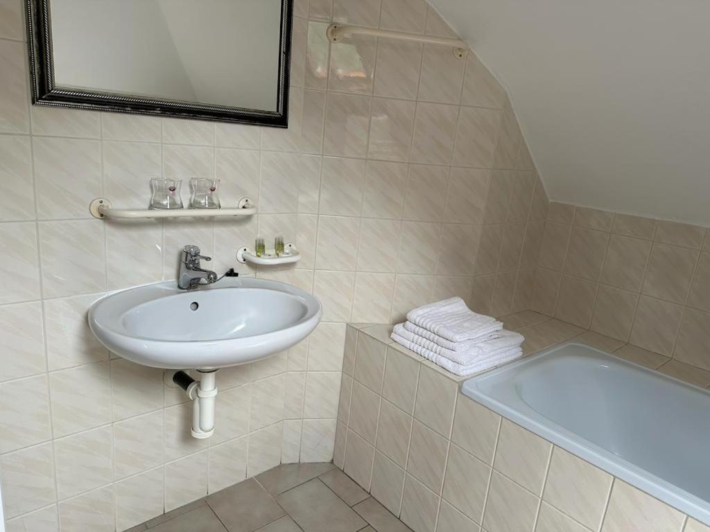 Lesni Hotel Perslak Nová Bystřice Eksteriør billede